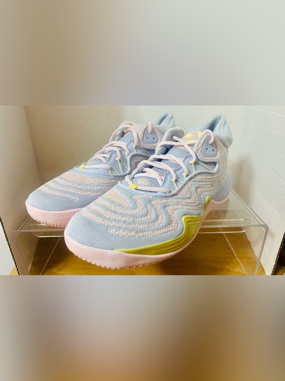 Converse Men’s Light Blue, Pale Pink & Neon Yellow Athletic Sneakers